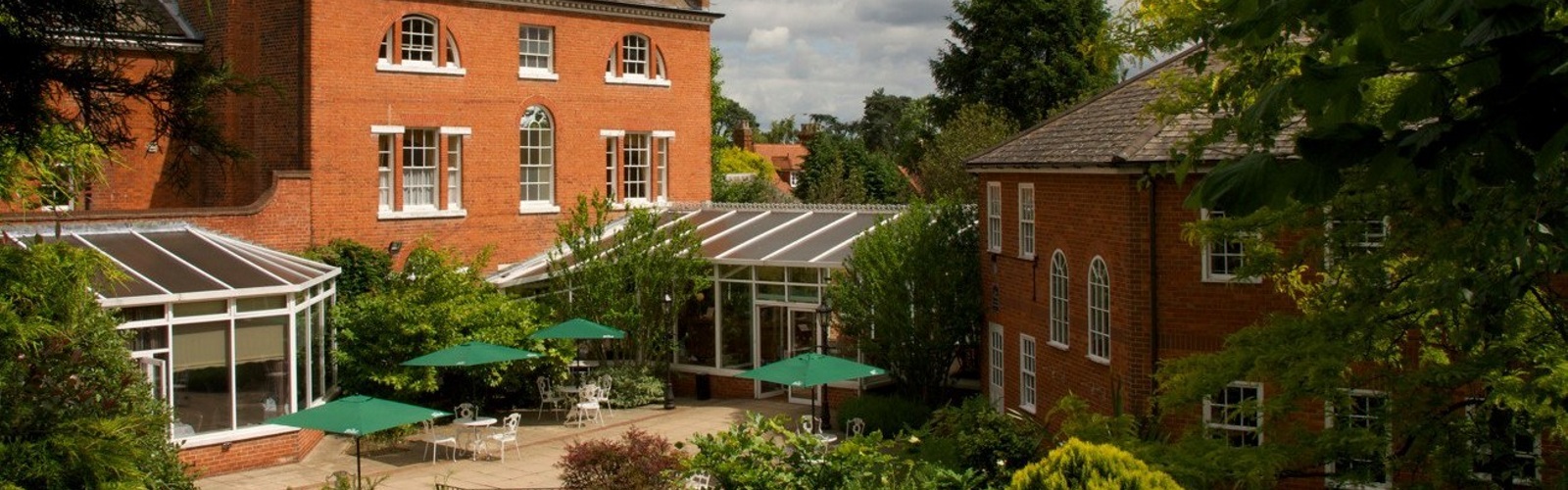 moore-place-ext-innerbanner (1)