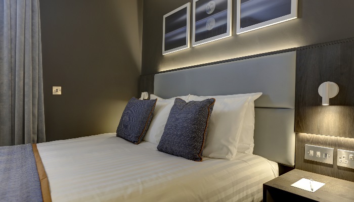 Executive Double 3 Executive Double 3