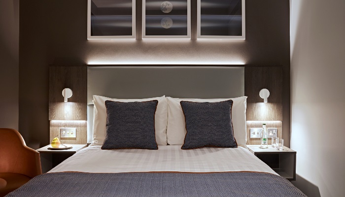 Standard Double 3 Standard Double 3