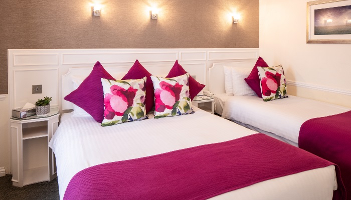 royal-hotel-bedrooms-DBL-83745