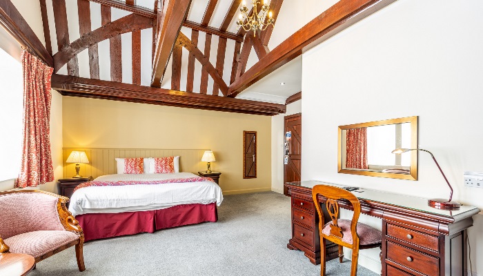 webbington-hotel-bedrooms-15-83838
