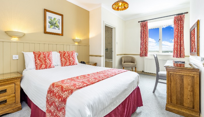 webbington-hotel-bedrooms-17-83838