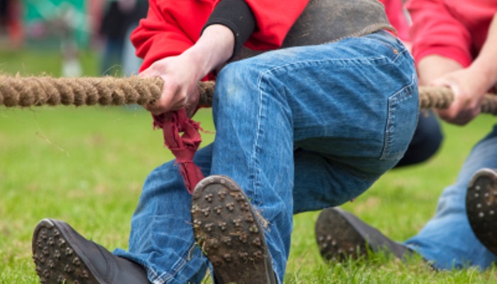 Togh of war - Team building