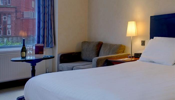 6ac7ab4e-8f89-4f04-b9e5-7589ffbabb80