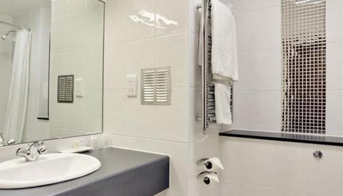 cb108444-96af-4f75-98cf-3227476433e9