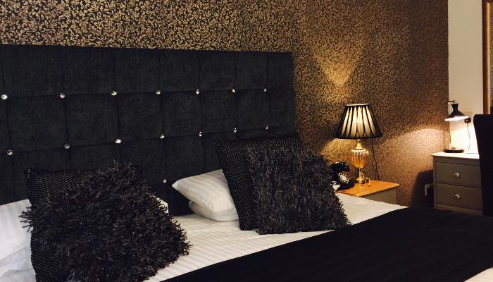 Superior Room @ The Compass Inn Superior Room @ The Compass Inn