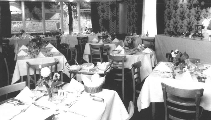 The hotels restaurant in 1962
