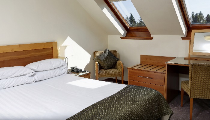 Standard double bedroom at Balgeddie House Hotel Glenrothes  Standard double bedroom at Balgeddie House Hotel Glenrothes