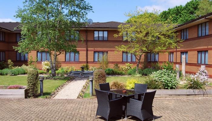BEST WESTERN Brook Hotel Seating Area