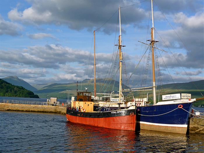 Tour Scotland by Car Inveraray Tour Scotland by Car Inveraray