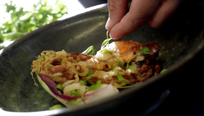 valley-hotel-dining-09-83648 valley-hotel-dining-09-83648