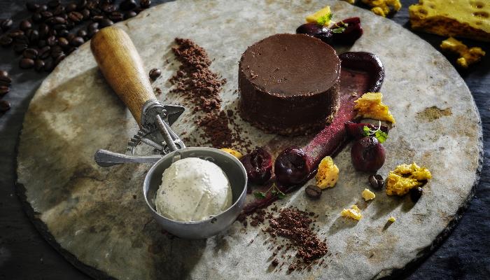 valley-hotel-dining-85-83648 - Copy - Copy